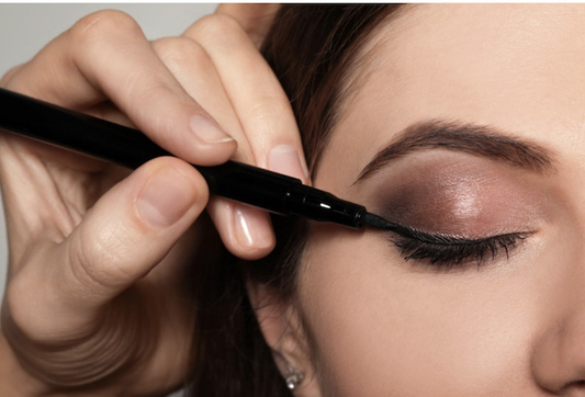 Eyeliner for Every Lid Type: Hooded, Monolid & Deep-Set Eyes