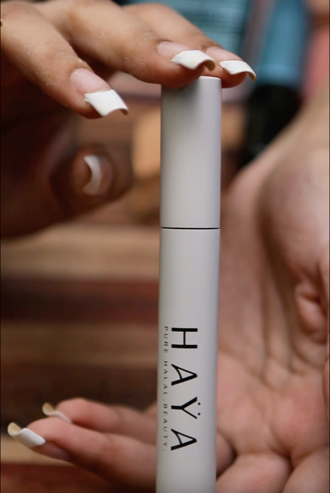 Alt image